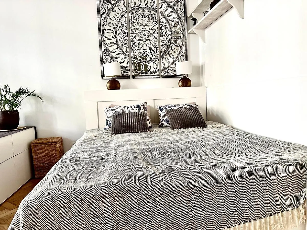 Cozy City Apartment Close To Metro - Self Check-In Vienna