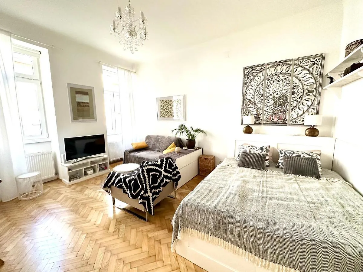 Cozy City Apartment Close To Metro - Self Check-In Viena